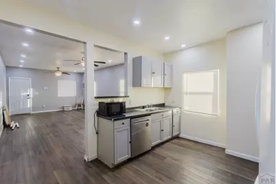 1715 W 16th St, Pueblo, CO 81003 - Photo 4