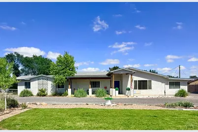 1038 Meadow Lane, Pueblo, CO 81006 - Photo 2