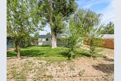 1707 Englewood Dr, Pueblo, CO 81005 - Photo 20