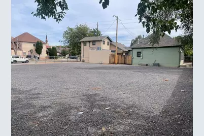 825 N Greenwood St, Pueblo, CO 81003 - Photo 22