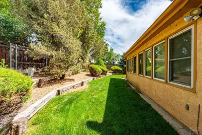 14 Oakbridge Dr, Pueblo, CO 81001 - Photo 38