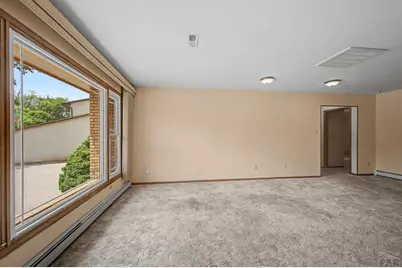 14 Oakbridge Dr, Pueblo, CO 81001 - Photo 8
