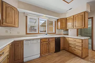 14 Oakbridge Dr, Pueblo, CO 81001 - Photo 18
