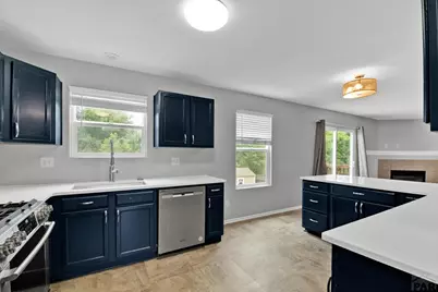 11145 Falling Star Rd, Fountain, CO 80817 - Photo 8