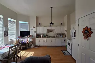 616 W 10th St, Pueblo, CO 81003 - Photo 2