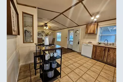 361 E Byrd Dr, Pueblo West, CO 81007 - Photo 8