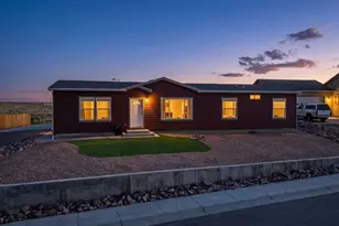 328 Arrowhead Dr, Florence, CO 81226 - Photo 1