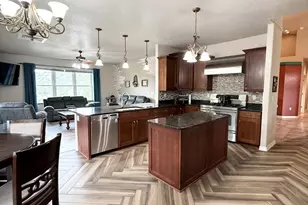 7791 Pine Bluff Dr, Pueblo, CO 81004 - Photo 12