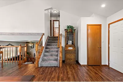 1702 Kingsroyal Blvd, Pueblo, CO 81005 - Photo 4