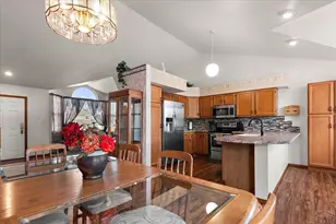 1702 Kingsroyal Blvd, Pueblo, CO 81005 - Photo 6