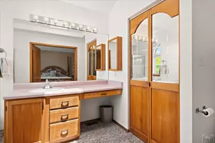 1702 Kingsroyal Blvd, Pueblo, CO 81005 - Photo 20