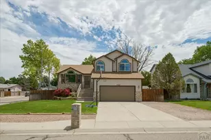 1702 Kingsroyal Blvd, Pueblo, CO 81005 - Photo 1