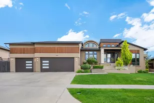 5638 Venezia Way, Pueblo, CO 81005 - Photo 2