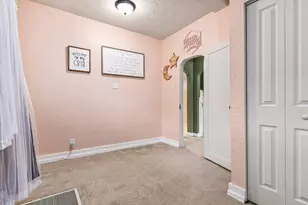 1621 E Orman Ave, Pueblo, CO 81004 - Photo 8
