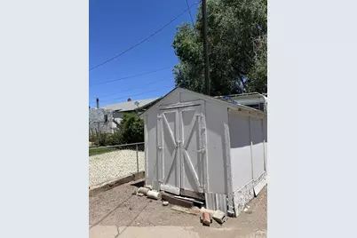 1806 E 3rd St, Pueblo, CO 81001 - Photo 32