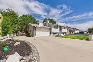 1256 20 1/2 Ln, Pueblo, CO 81006 - Photo 4