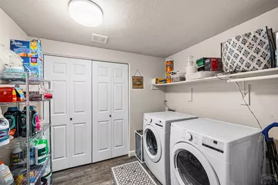 1095 W Broken Bow Dr, Pueblo West, CO 81007 - Photo 32