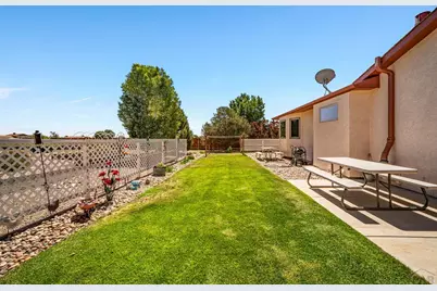 1095 W Broken Bow Dr, Pueblo West, CO 81007 - Photo 36