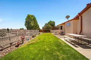 1095 W Broken Bow Dr, Pueblo West, CO 81007 - Photo 36