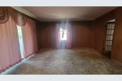 608 W 4th St, Walsenburg, CO 81089 - Photo 8