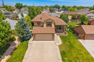 2011 Sundance Dr, Pueblo, CO 81008 - Photo 36