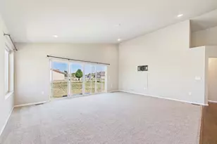 395 W Coral Dr, Pueblo West, CO 81007 - Photo 16
