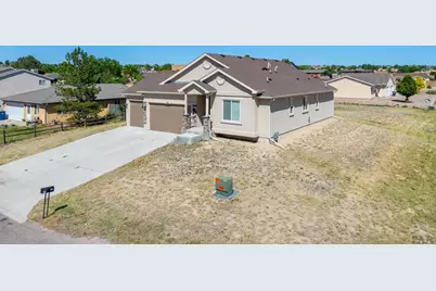 395 W Coral Dr, Pueblo West, CO 81007 - Photo 4