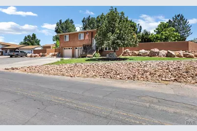 846 S Palomar Dr, Pueblo West, CO 81007 - Photo 2