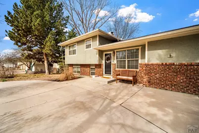 1123 Candytuft Blvd, Pueblo, CO 81001 - Photo 4