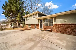 1123 Candytuft Blvd, Pueblo, CO 81001 - Photo 4