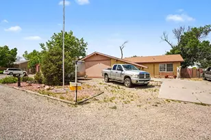 129 E Beshoar Dr, Pueblo West, CO 81007 - Photo 30