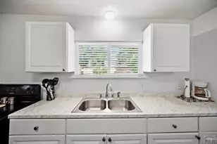 1017 West St, Pueblo, CO 81003 - Photo 12
