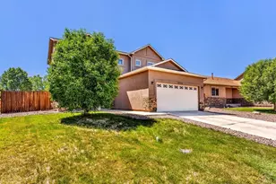 5723 Mark Twain Ln, Pueblo, CO 81008 - Photo 2