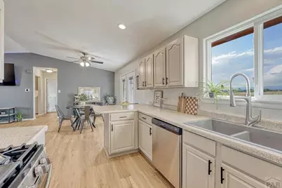 831 E Paseo Dorado Dr, Pueblo West, CO 81007 - Photo 16