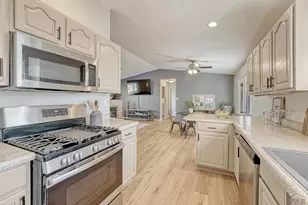 831 E Paseo Dorado Dr, Pueblo West, CO 81007 - Photo 18