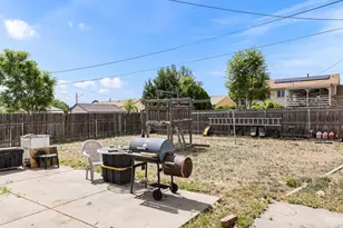 3708 Azalea St, Pueblo, CO 81005 - Photo 14