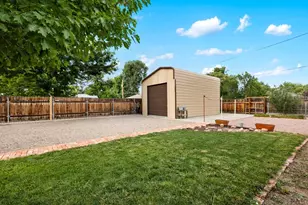 912 Madison St, Canon City, CO 81212 - Photo 6