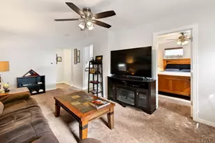 912 Madison St, Canon City, CO 81212 - Photo 12