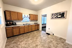 2101 Cedar St, Pueblo, CO 81004 - Photo 2