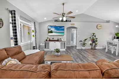 350 E Chadwick Dr, Pueblo West, CO 81007 - Photo 6