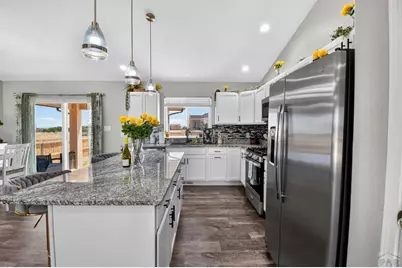 350 E Chadwick Dr, Pueblo West, CO 81007 - Photo 8