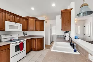 1205 N Picketwire Ln, Pueblo, CO 81007 - Photo 10