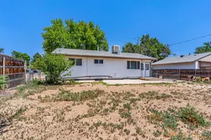 3720 Hollybrook Ln, Pueblo, CO 81005 - Photo 2