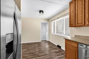 3720 Hollybrook Ln, Pueblo, CO 81005 - Photo 12