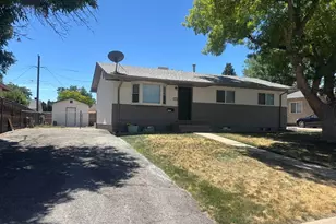 3720 Hollybrook Ln, Pueblo, CO 81005 - Photo 1
