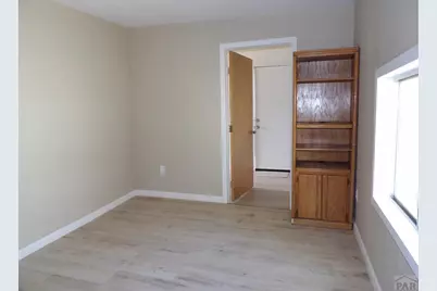 324 Lewis Ave, La Junta, CO 81050 - Photo 4