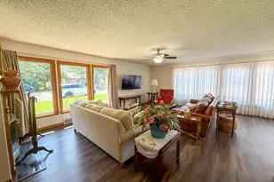 18 Cedar Hills, Lamar, CO 81052 - Photo 2