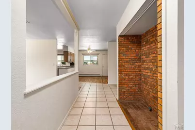 1121 Candytuft Blvd, Pueblo, CO 81001 - Photo 2