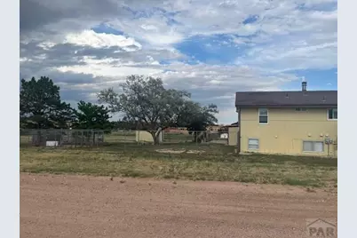 1195 W Meadowmoor Dr, Pueblo West, CO 81007 - Photo 2