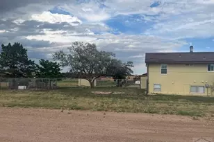 1195 W Meadowmoor Dr, Pueblo West, CO 81007 - Photo 2